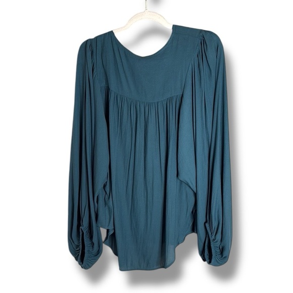 Free People Cowling Around Top in Jade Size Large - Picture 8 of 8